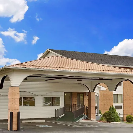 Super 8 By Wyndham Hillsville
